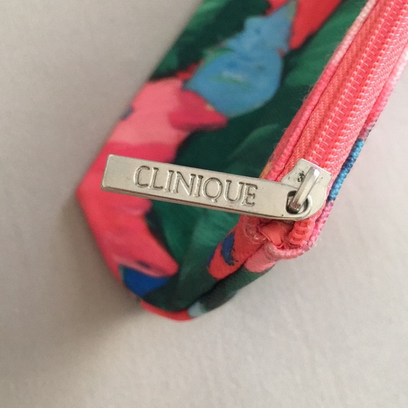 CLINIQUE Cosmetics Bag - Picture 5 of 6